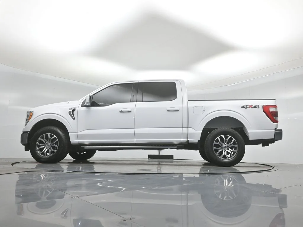 Certified Used 2022 White Ford Lariat image 51