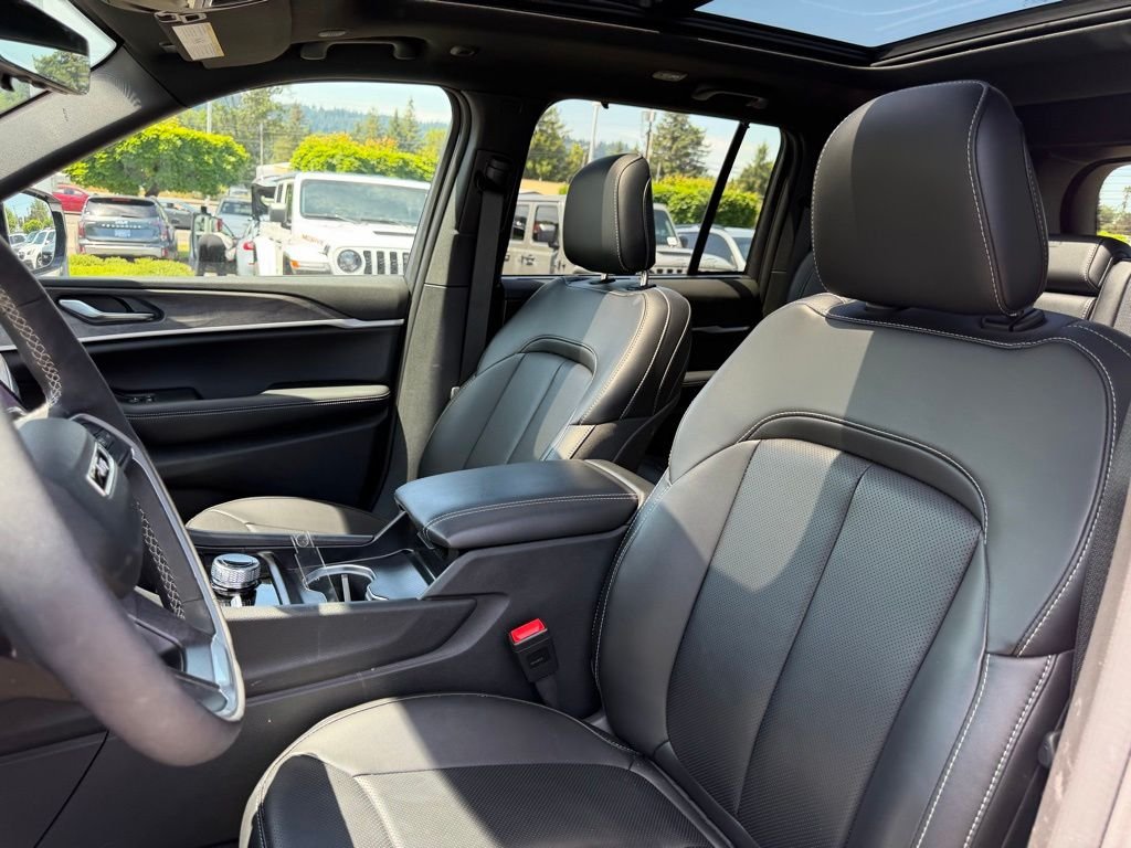 2025 Jeep Grand Cherokee Limited - Photo 15