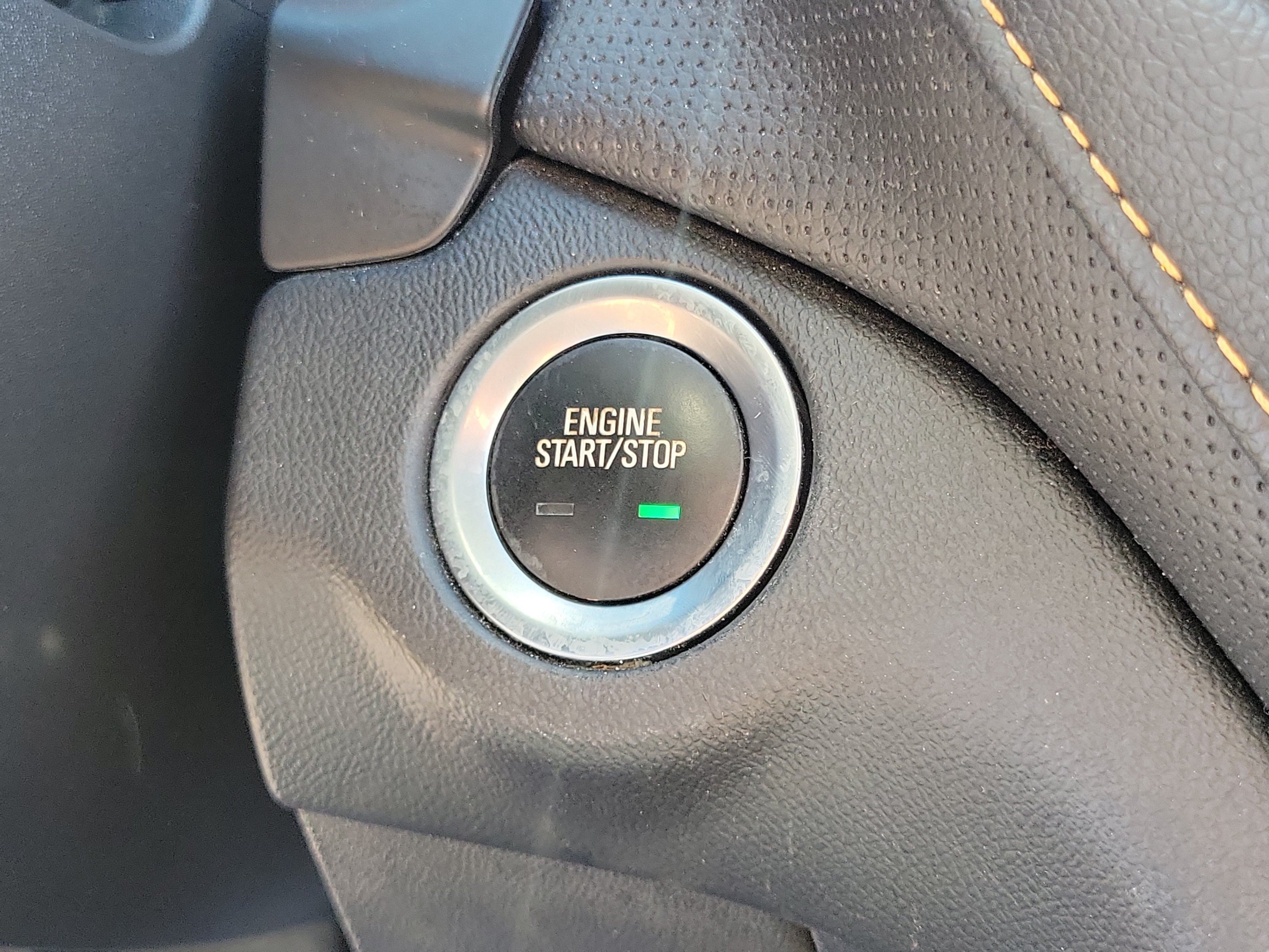 Used 2020 Silver Ice Metallic Chevrolet Premier image 28