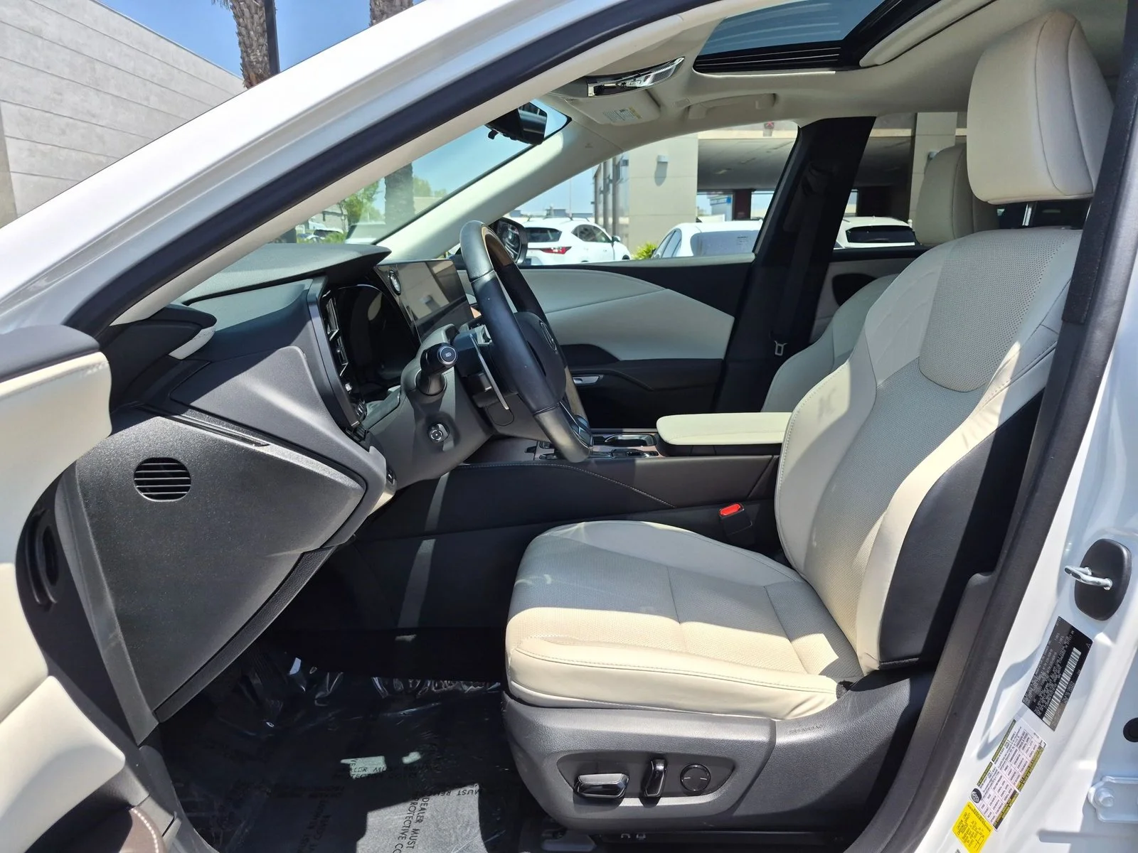 Certified Used 2023 Eminent White Pearl Lexus RX 350 Premium image 13
