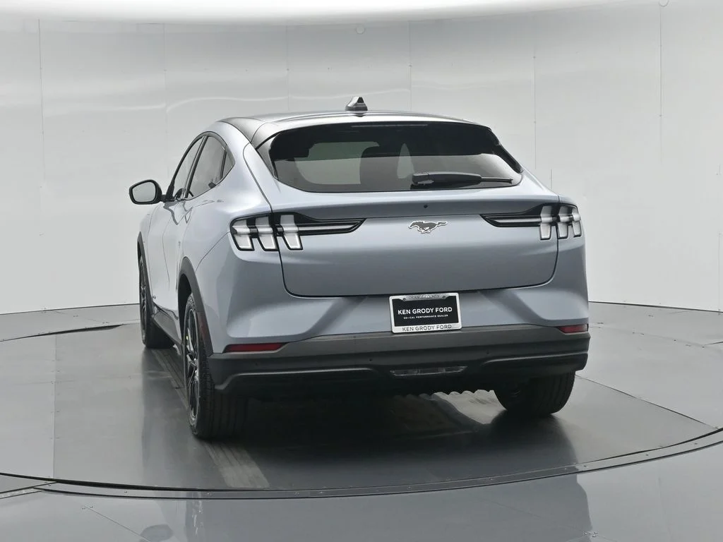 New 2026 Glacier Gray Metallic Tri-coat Ford Select image 26
