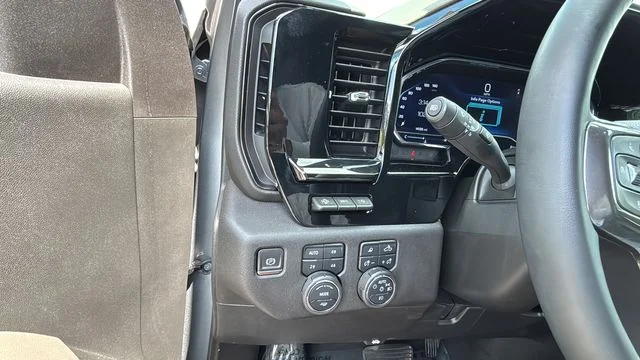 Used 2024 Gray Chevrolet ZR2 image 22