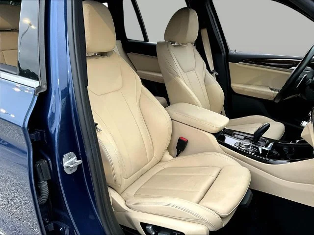 Used 2021 Blue BMW sDrive30i image 32