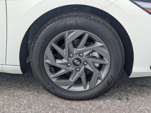 New 2026 White Hyundai Blue image 11