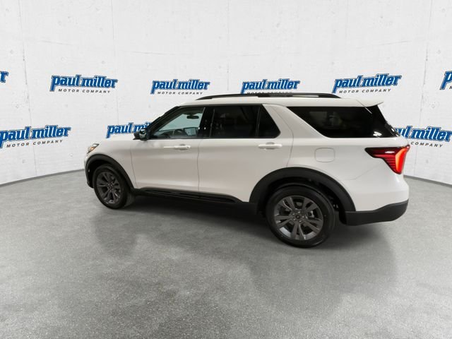 New 2026 Star White Metallic Tri-Coat Ford Active image 7