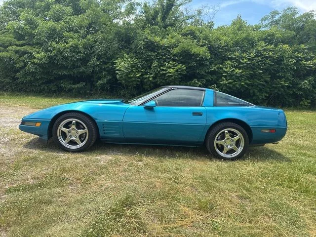 Used 1992  Chevrolet Base image 5