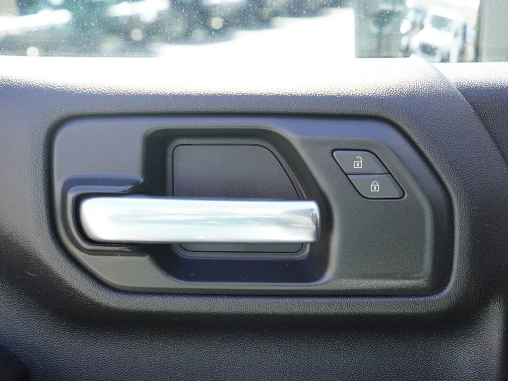 Certified Used 2022 White GMC Pro image 10