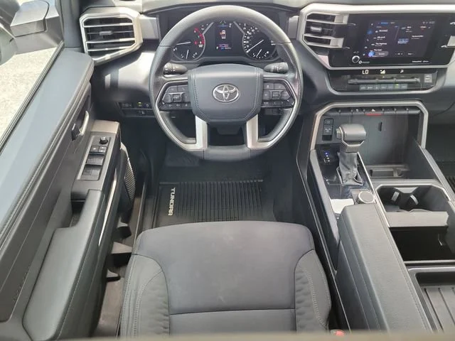 2024 Toyota Tundra SR5 - Photo 17