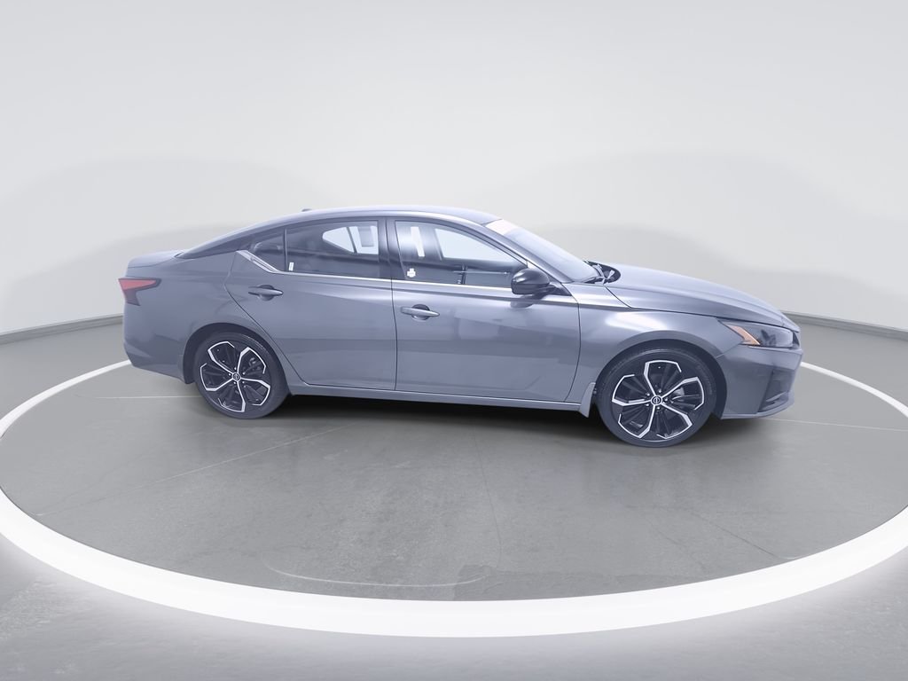 Certified Used 2025 Gray Nissan 2.5 SR image 8