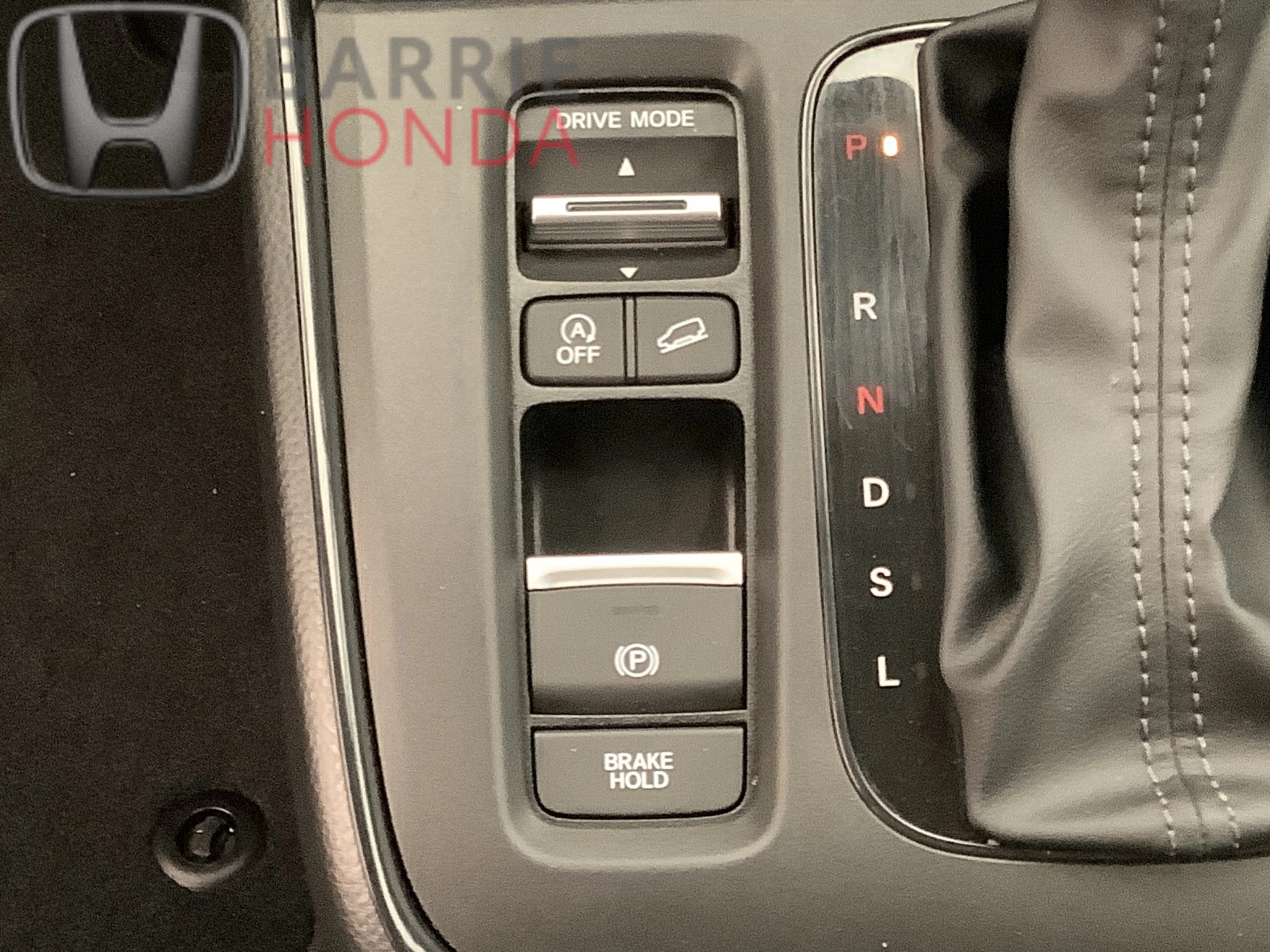 Used 2024 Platinum White Pearl Honda LX-B image 14