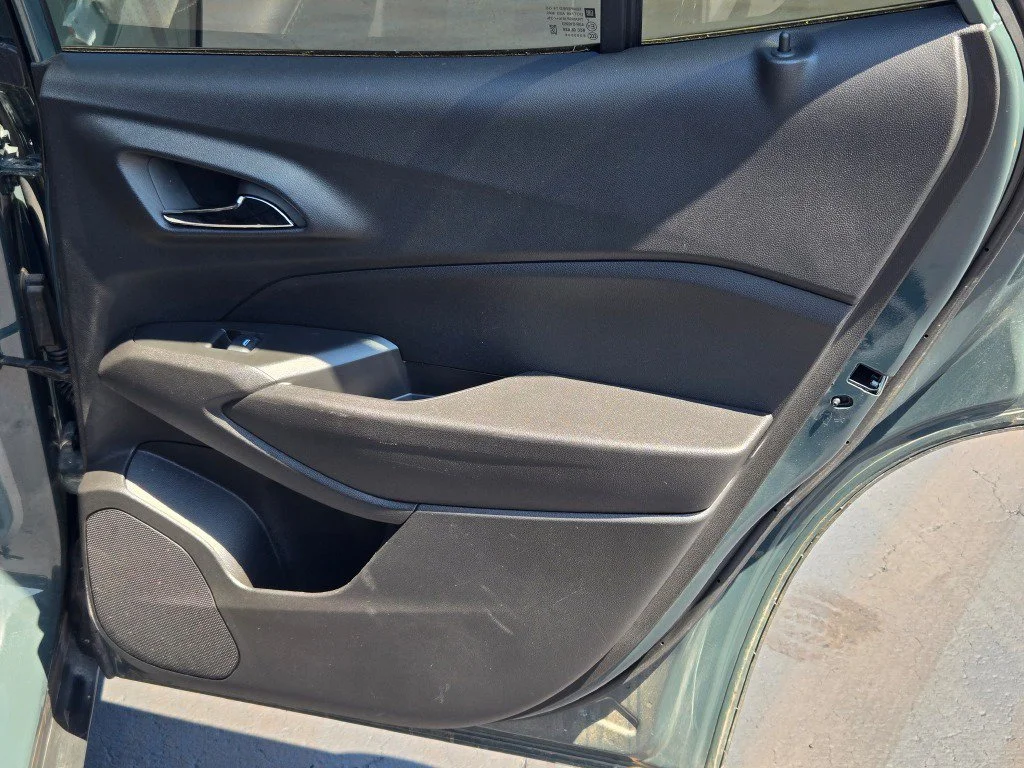 Used 2025 Cypress Gray Chevrolet LT image 9