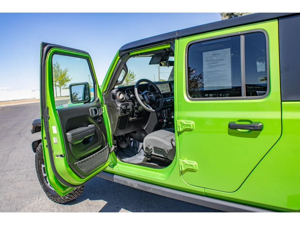 Used 2025 Mojito Jeep Rubicon image 23