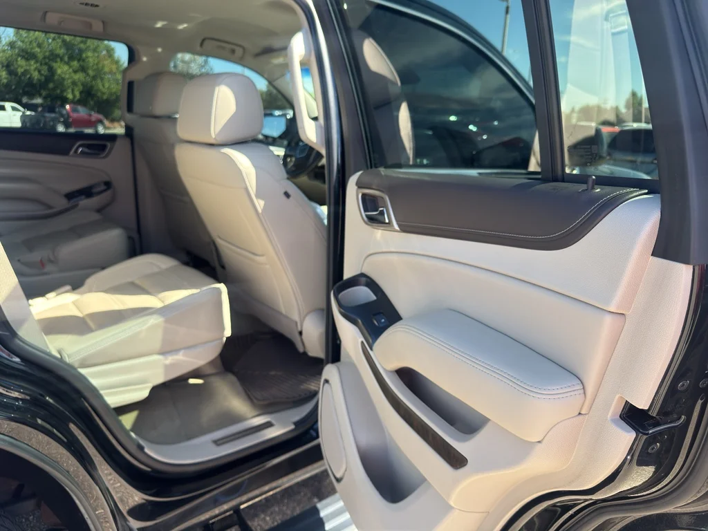 Used 2018 Onyx Black GMC Denali image 17
