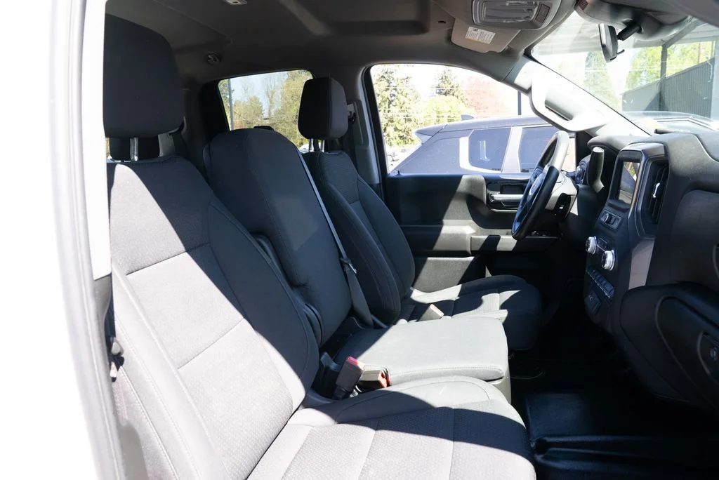 Used 2023 White GMC Pro image 26