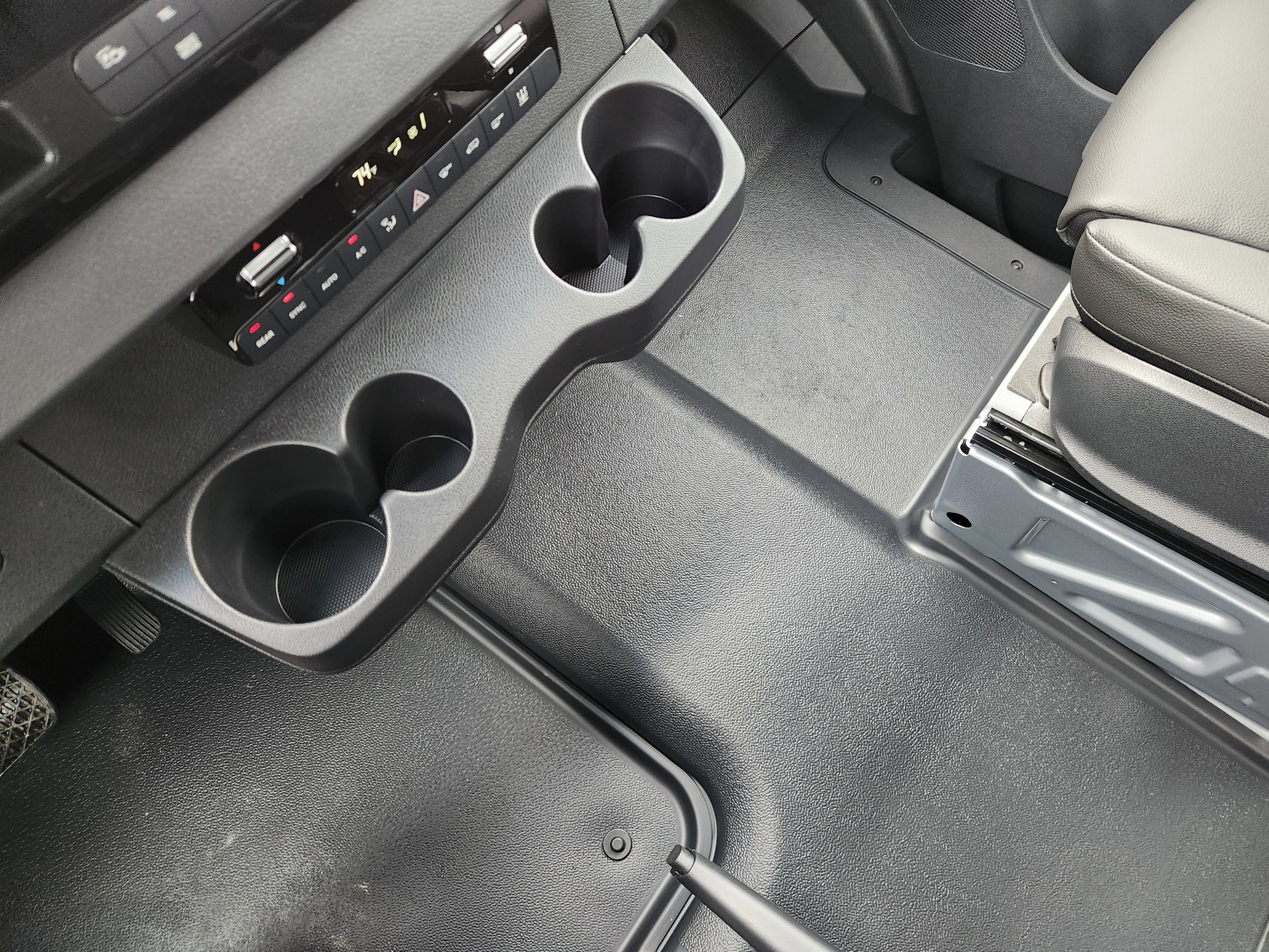 2025 Mercedes-Benz Sprinter Passenger Van Base - Photo 18