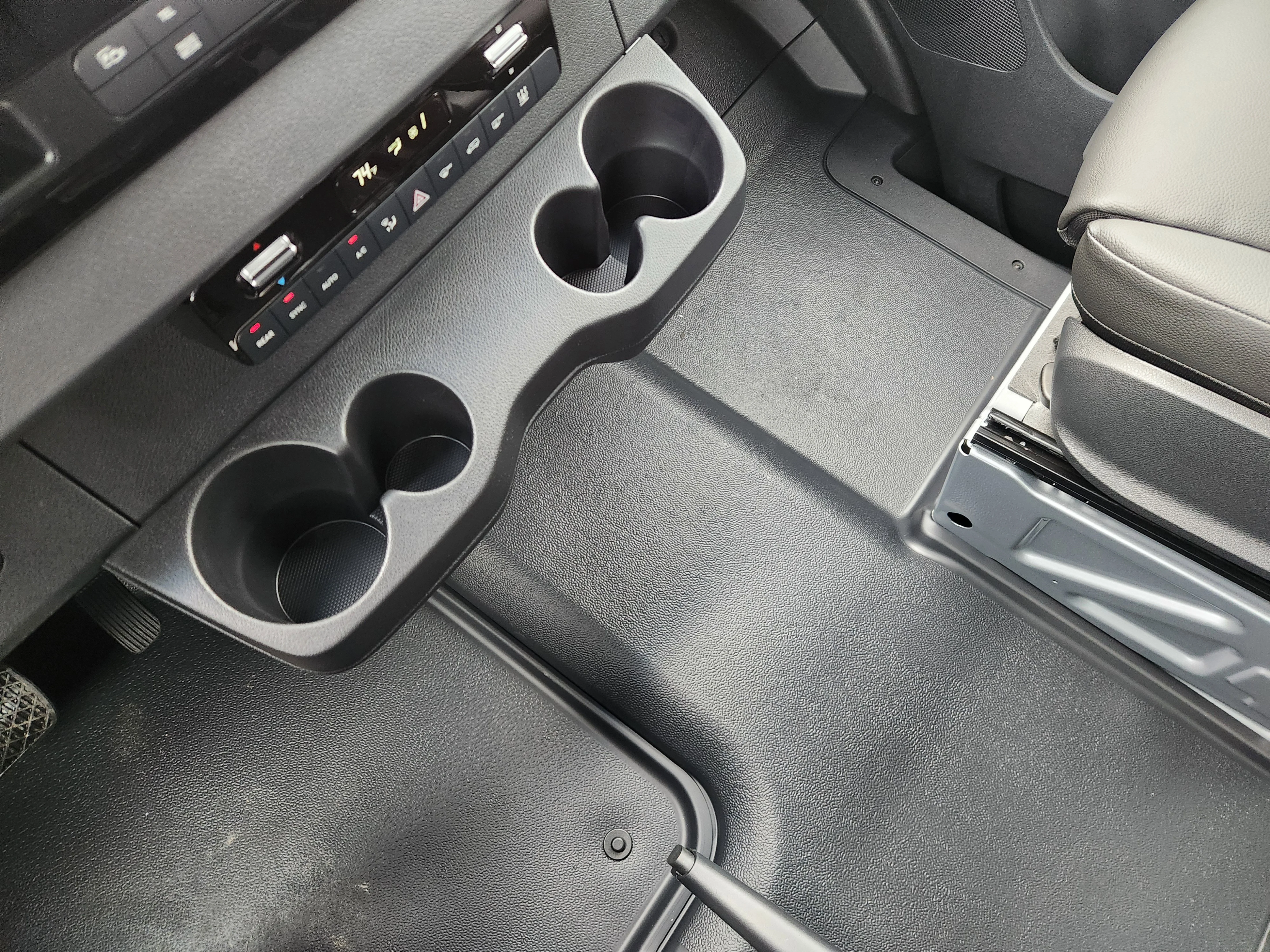 2025 Mercedes-Benz Sprinter Passenger Van Base - Photo 18