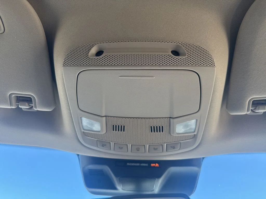 Used 2023 White Ford XLT image 45
