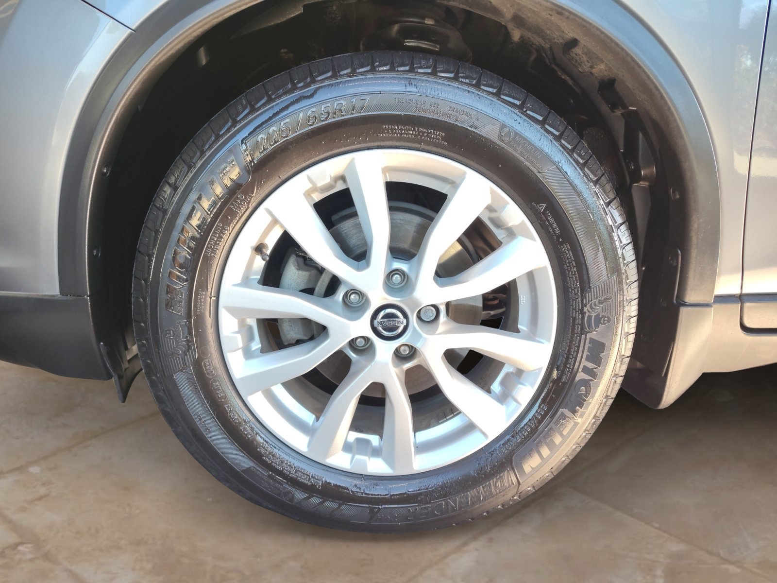 Used 2018 Gun Metallic Nissan SV image 27
