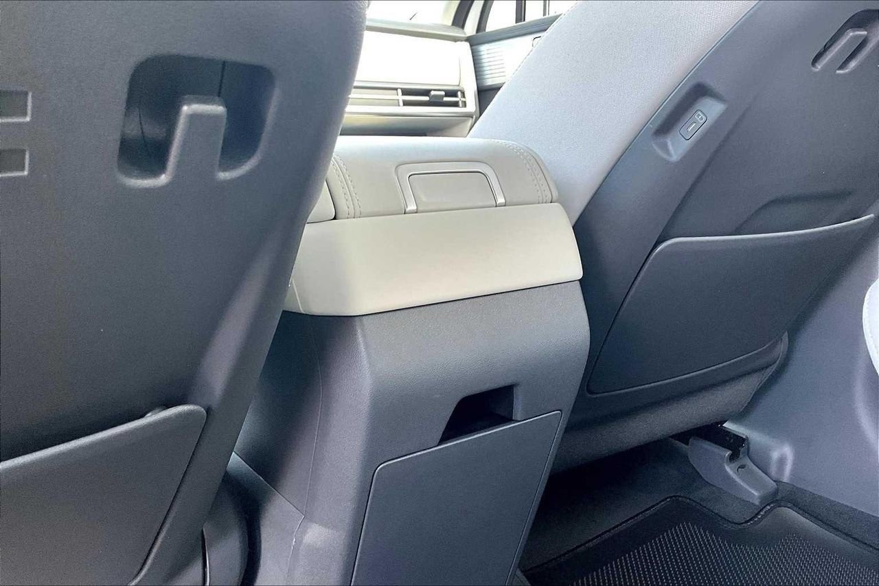 New 2026 Serenity White Hyundai SE image 20