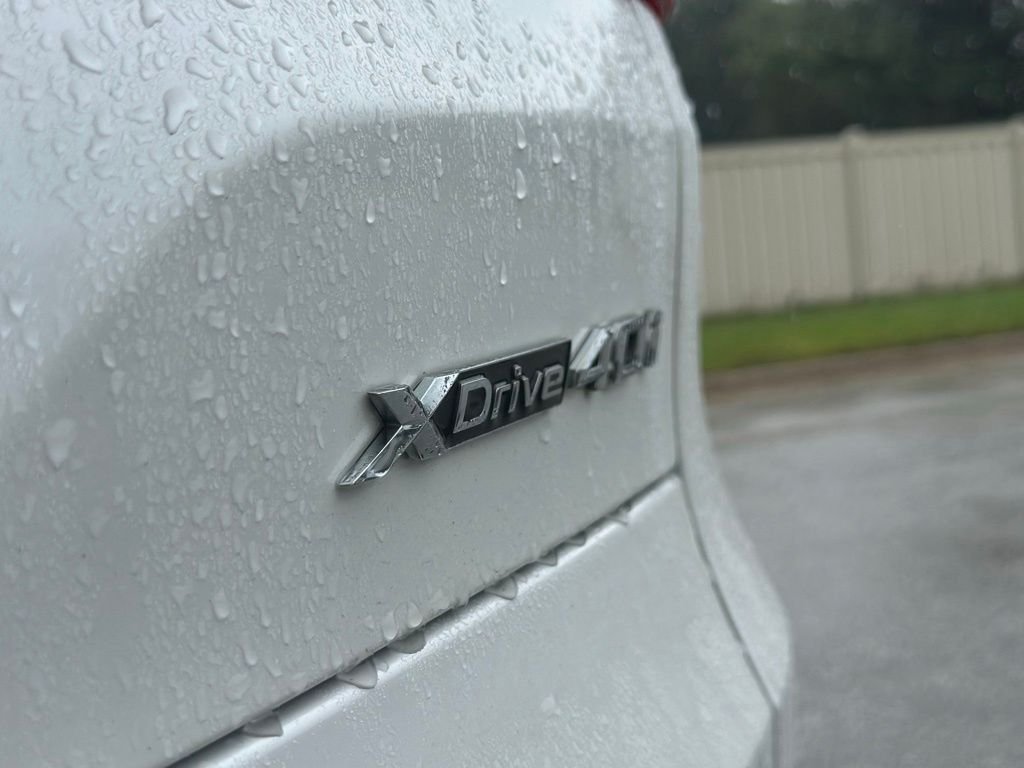 Used 2019 Mineral White Metallic BMW xDrive40i image 12