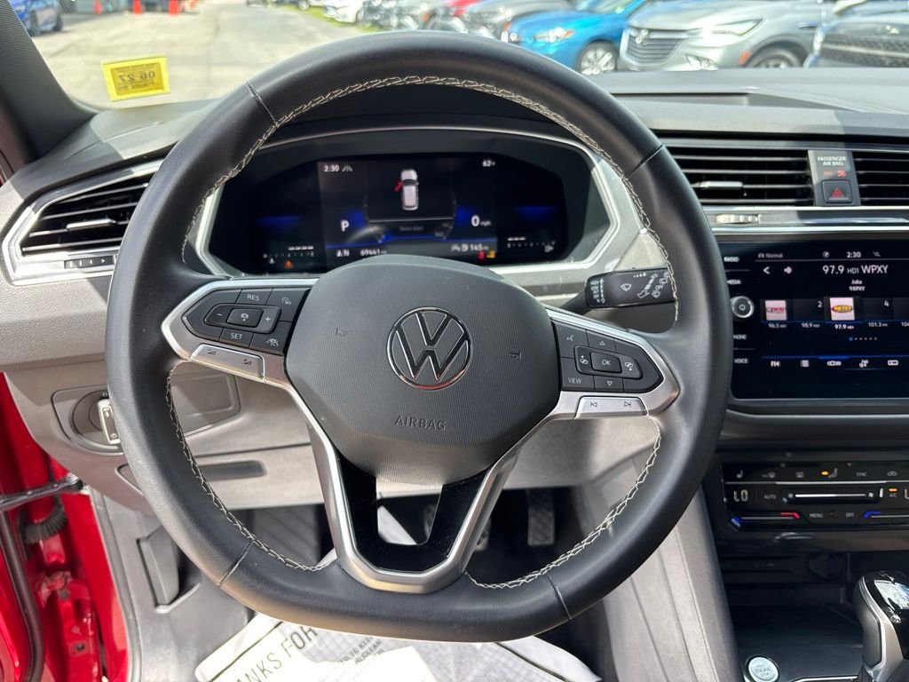 Used 2022  Volkswagen 2.0T SE image 22