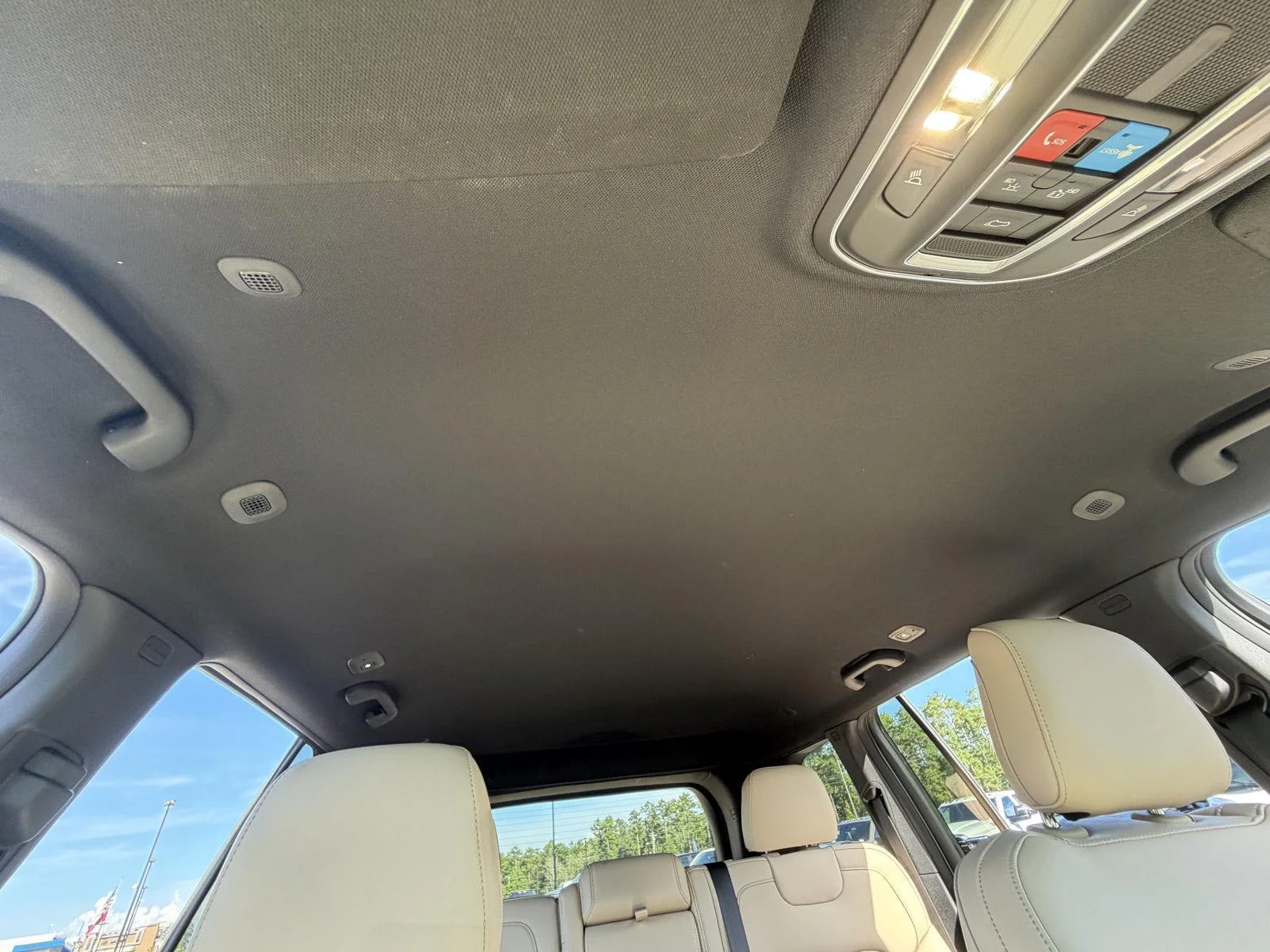Used 2025 Bright White Clearcoat Jeep Limited image 22