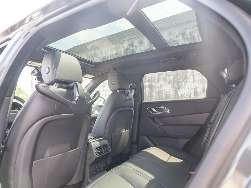 New 2026 Carpathian Grey Land Rover  image 22