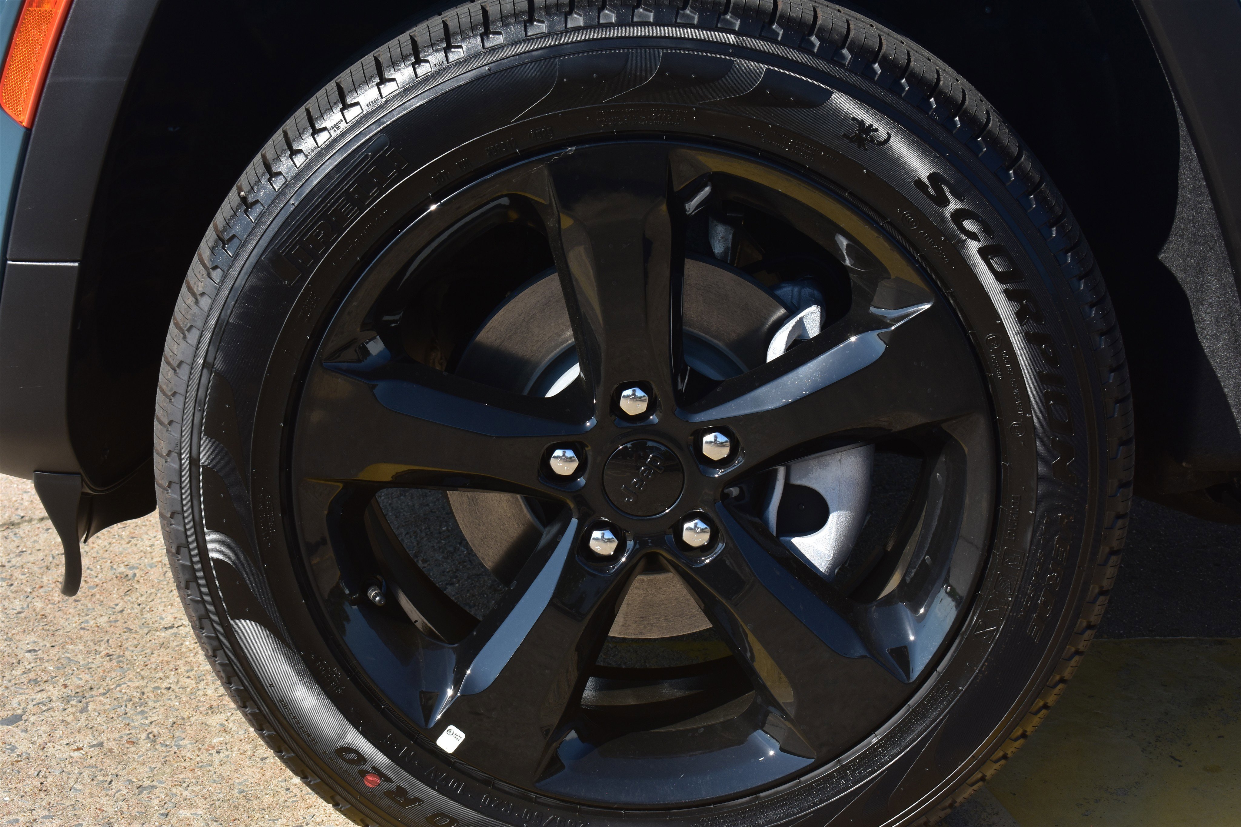 New 2026 Steel Blue Exterior Paint Jeep Limited image 10