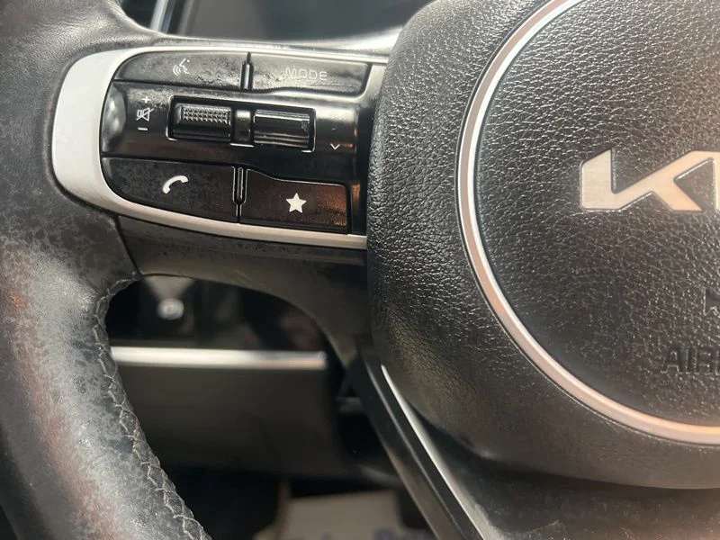 Used 2025 Silver Kia EX image 21