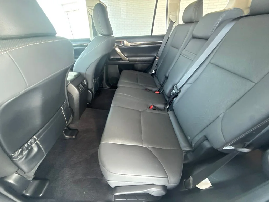 Used 2019 Silver Lexus 460 image 41