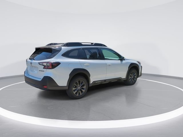 Used 2025 White Subaru Onyx Edition image 8