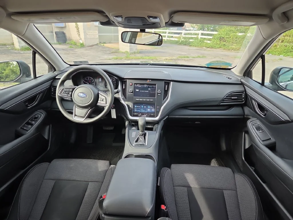 Used 2023 Black Subaru 2.5i image 14