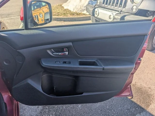 Used 2014 Red Subaru 2.0i Premium image 22