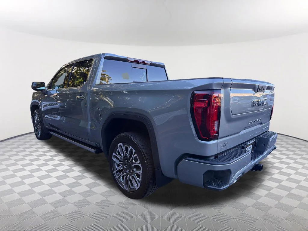Used 2026 Silver GMC Denali Ultimate image 7
