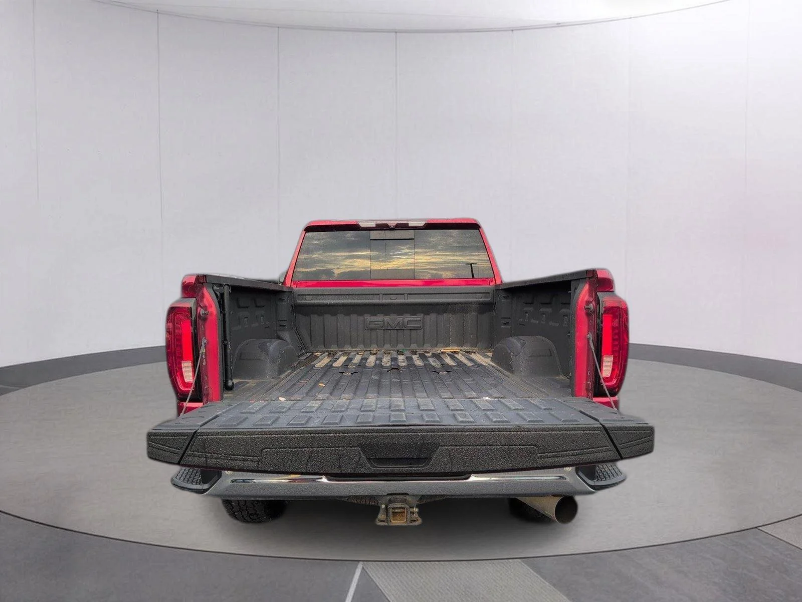 Used 2021 CAYENNE RED TINTCOAT GMC SLT image 5