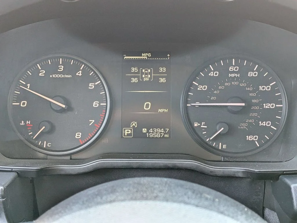 Used 2024 White Subaru Base image 15