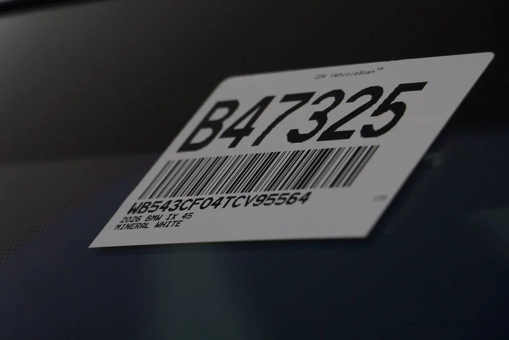 2026 BMW iX 45 - Photo 26