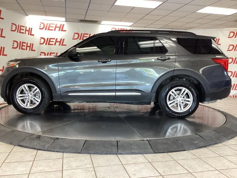 Used 2020 Gray Ford XLT image 4