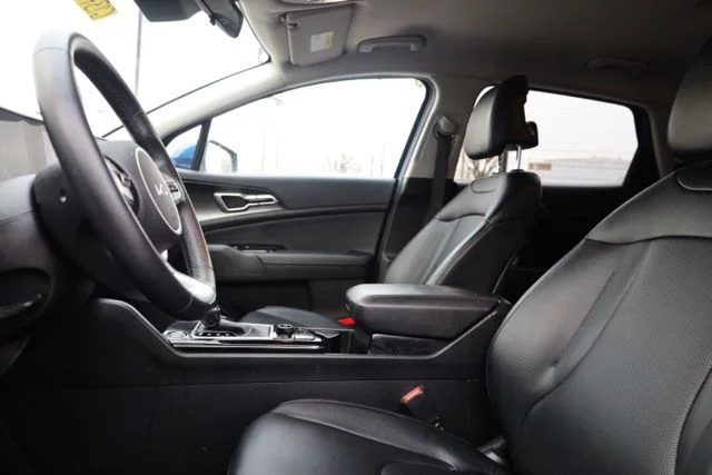 Used 2025 Blue Kia EX image 17