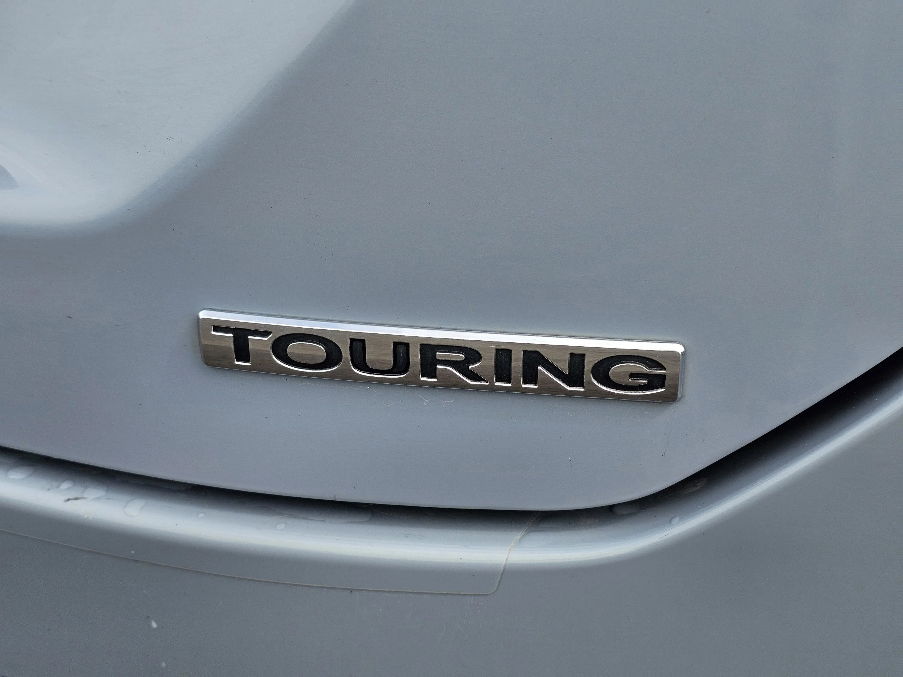 Used 2024 Sonic Gray Pearl Honda Touring image 8