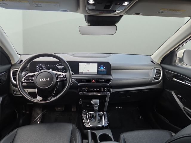 Used 2024 Snow White Pearl Kia EX image 2