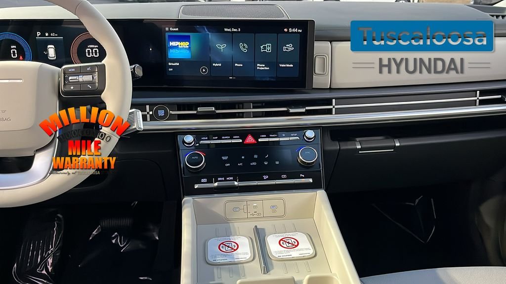 New 2026 White Hyundai SE image 24