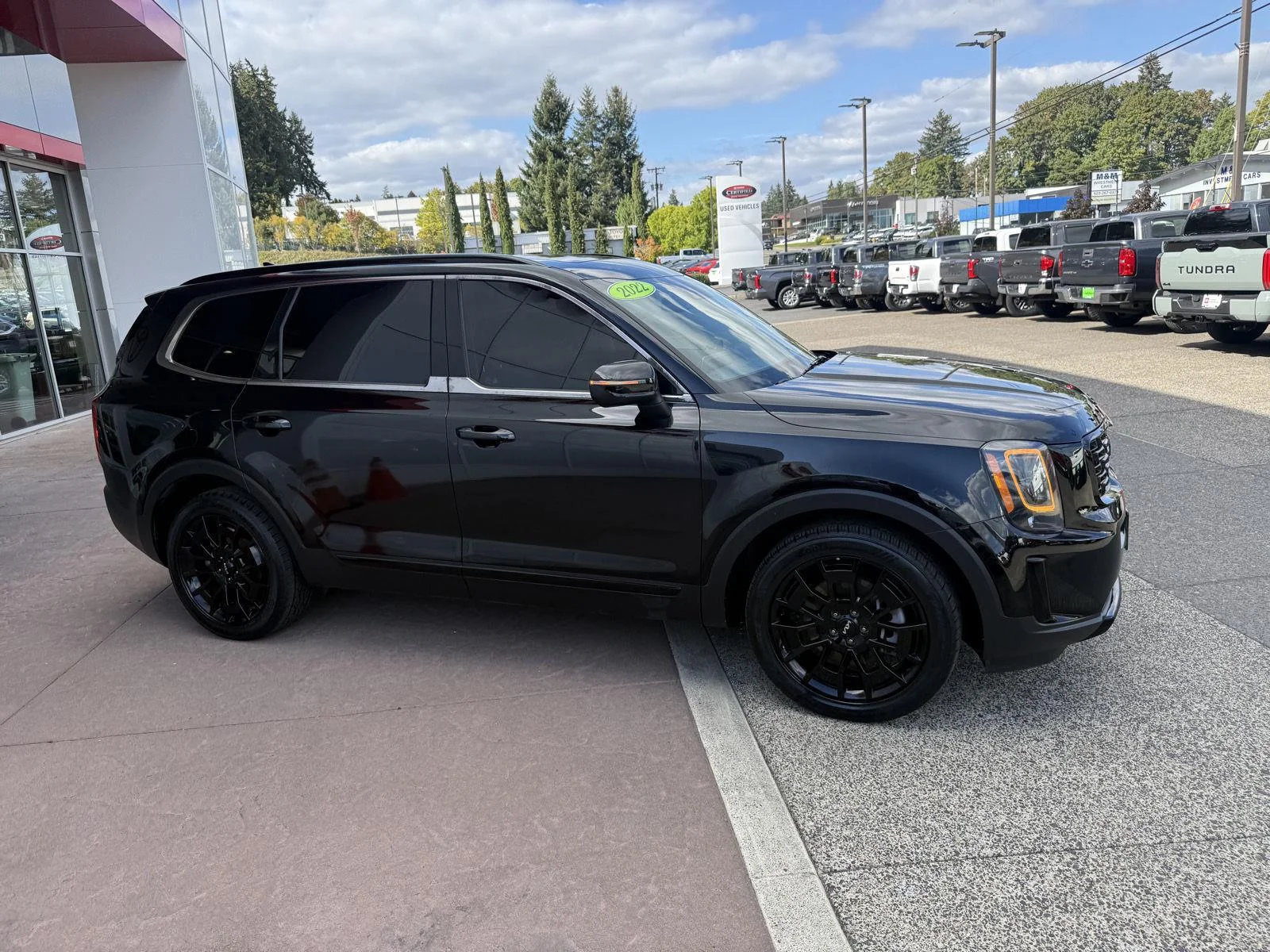 Used 2022 Ebony Black Kia EX image 7