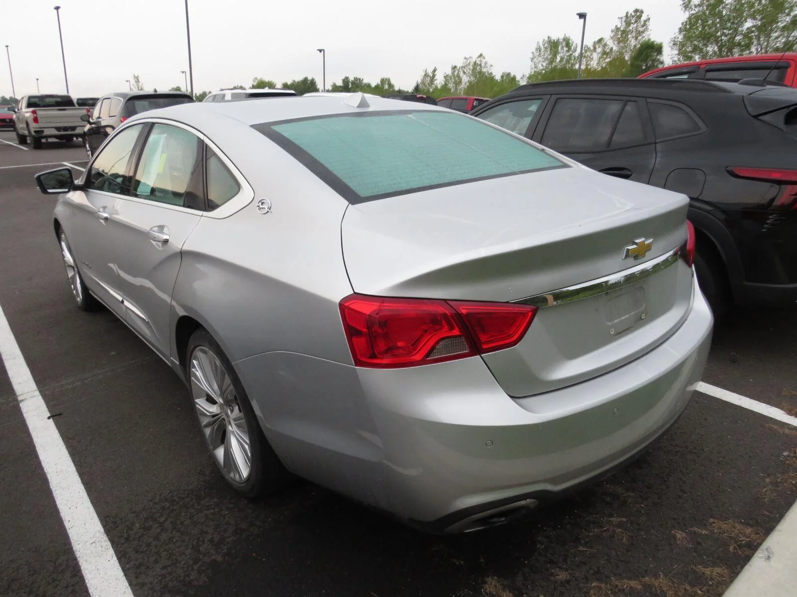 Used 2014 Silver Ice Metallic Chevrolet LTZ image 8