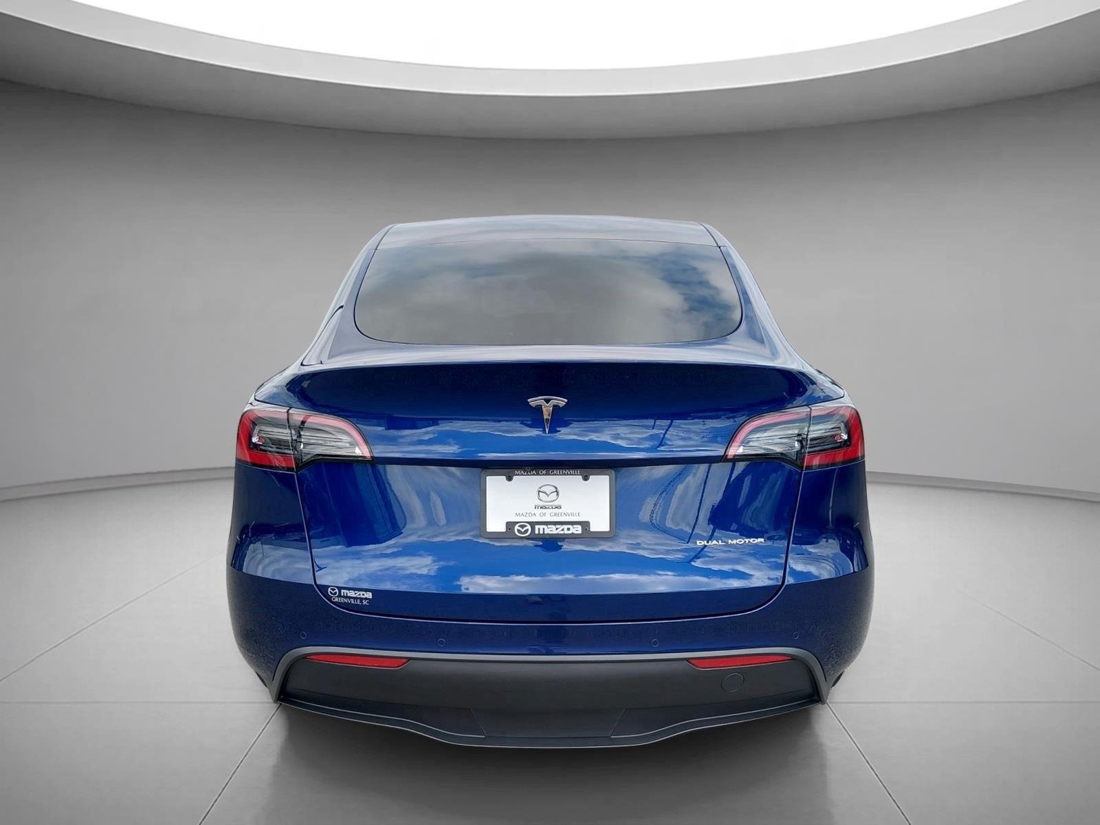 Used 2021  Tesla Long Range image 4