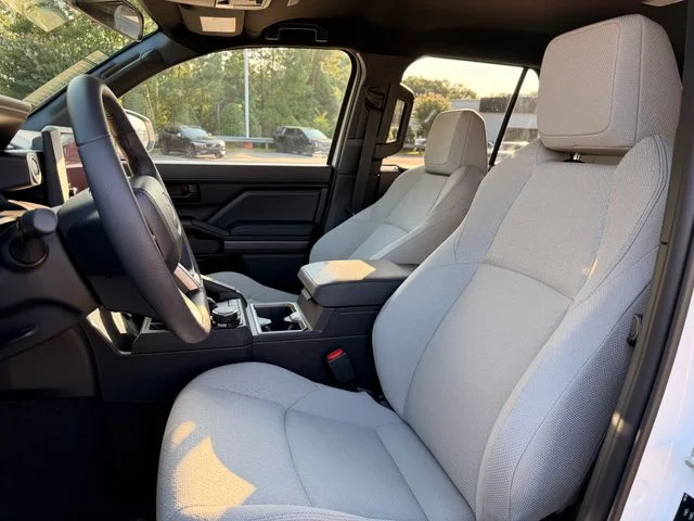 Used 2026 Ice Cap Toyota SR5 image 11