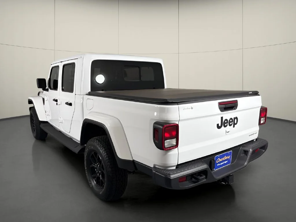 Used 2025 White Jeep High Tide image 6
