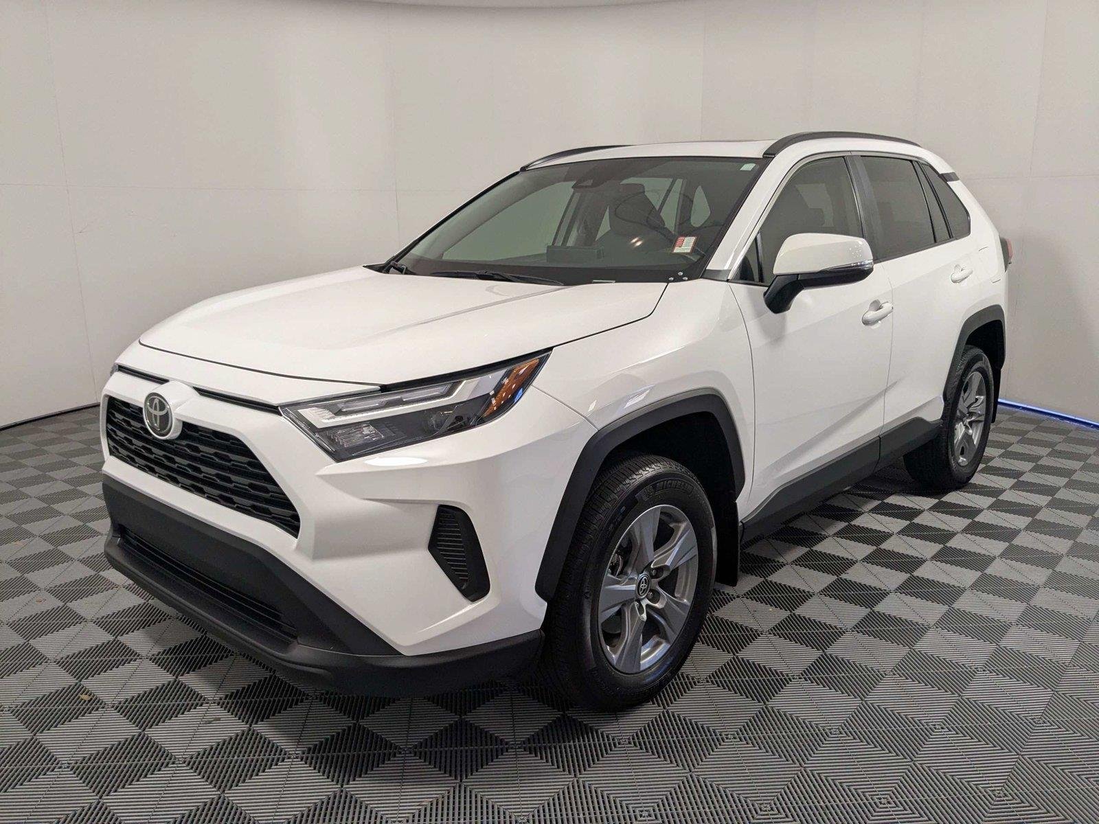 Certified Used 2025 Ice Cap Toyota XLE image 2
