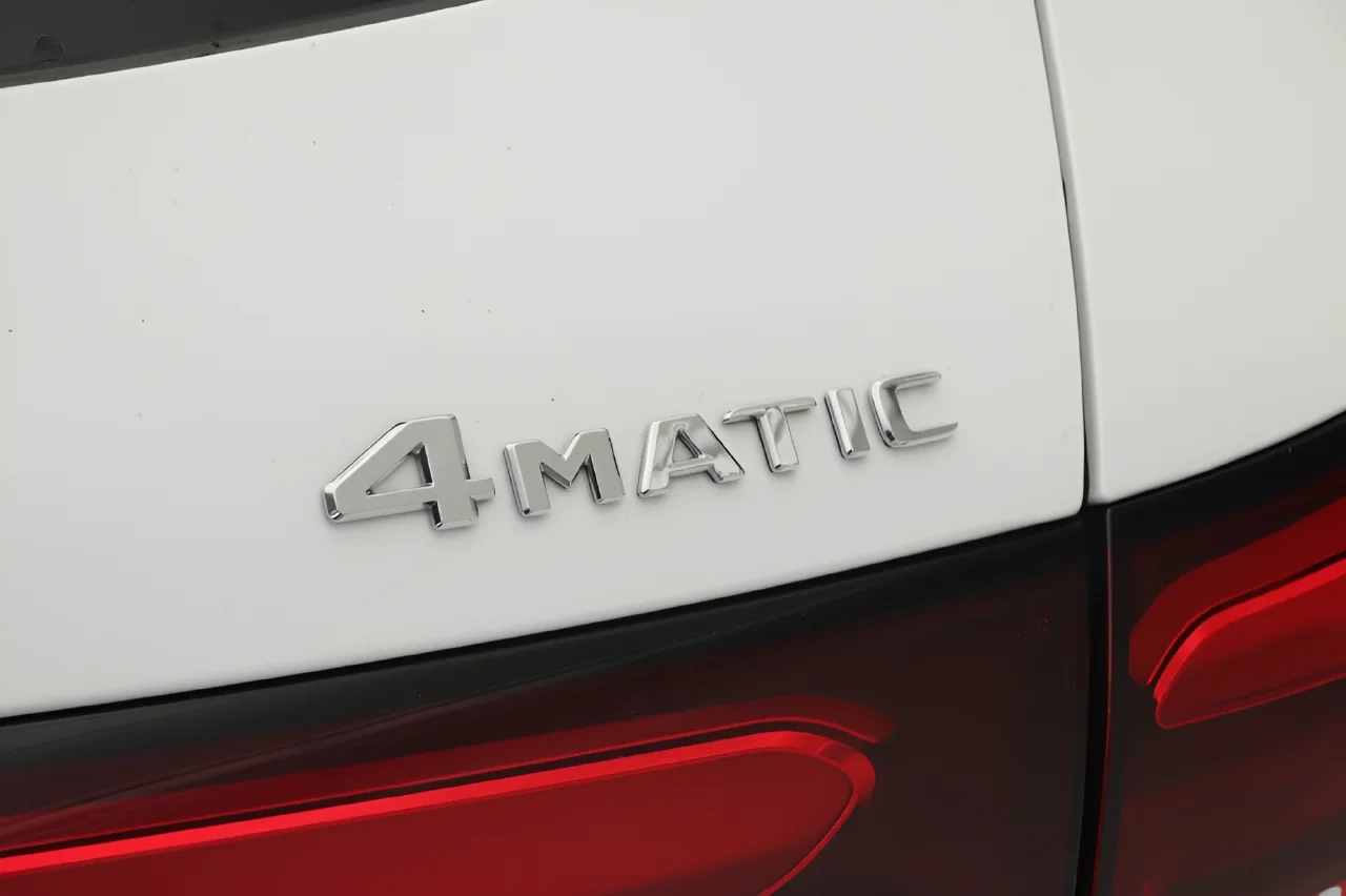 Used 2025 White Mercedes-Benz 350e 4MATIC® Plug in Hybrid image 20