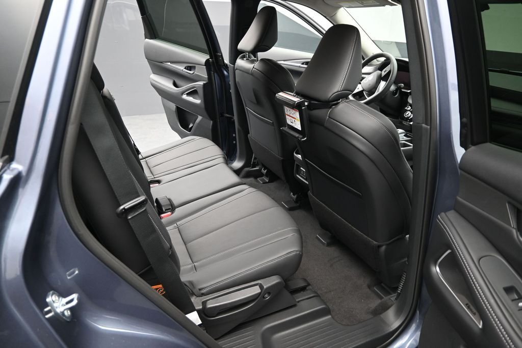 New 2027 MOONBOW BLUE INFINITI Luxe AWD image 12